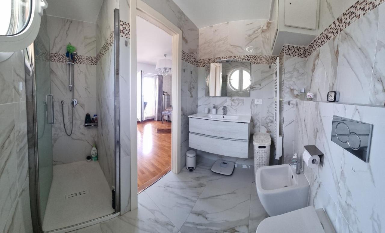 Dernier Etage D'Une Maison Roquebrune-Cap-Martin Ngoại thất bức ảnh